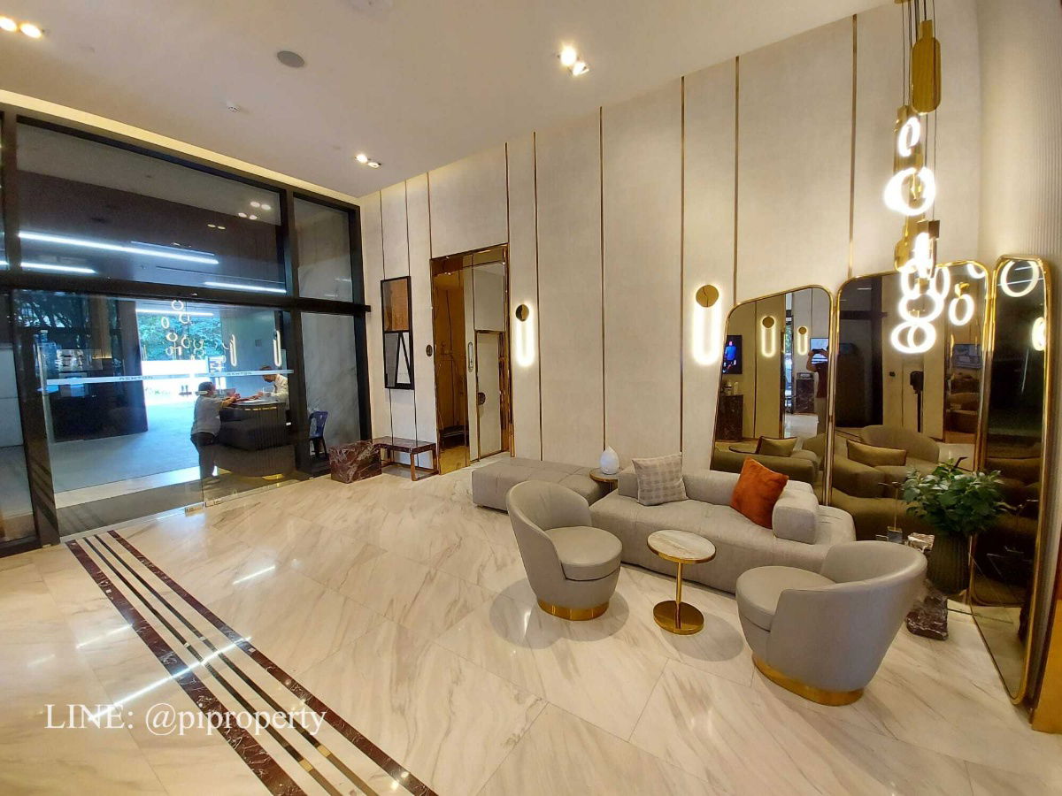 picture ​Experience an elevated lifestyle in this stunning corner unit at Ashton Asoke Rama 9.  - 22/37