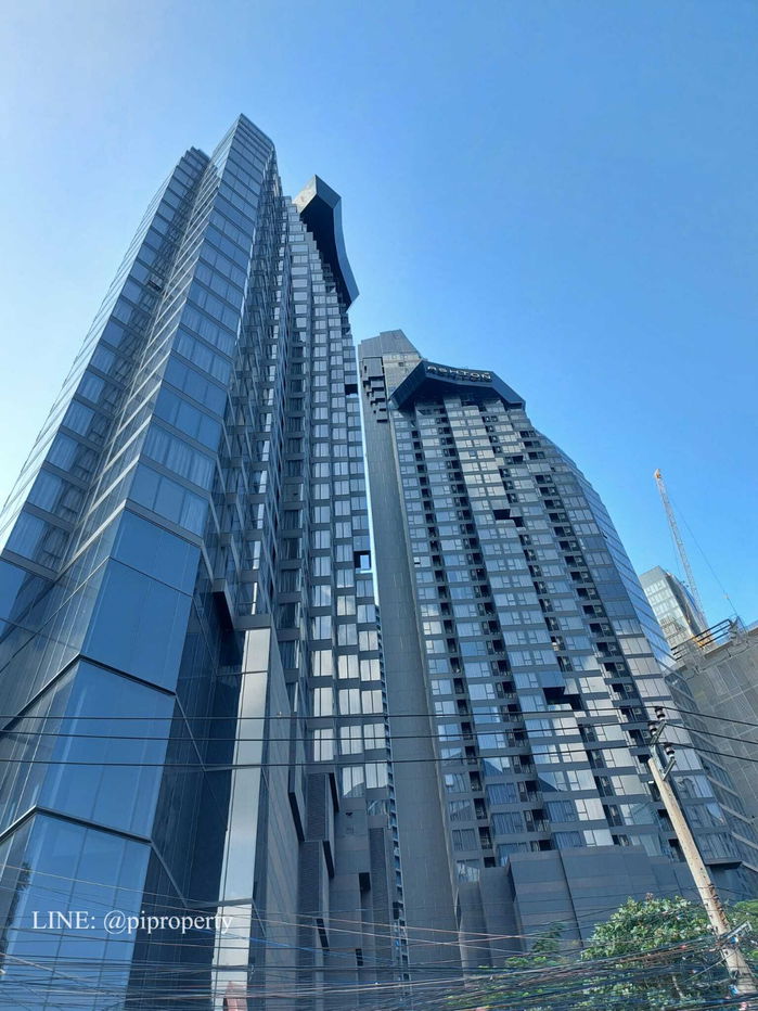 picture ​Experience an elevated lifestyle in this stunning corner unit at Ashton Asoke Rama 9.  - 17/37
