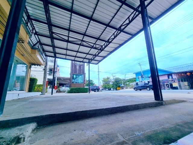 picture BMRT KhlongBangPhai 4.6 km. For rent commercial building 3-storey 2 units 42sq.wa. 492sq.m. 6 bed B - 4/8