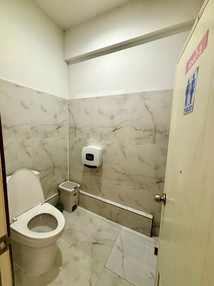 picture Office for rent (Thonglor) approximately 700 meters from BTS Thonglor Station. - 13/26
