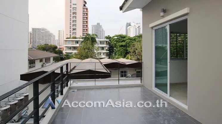 รูป 🔼🔽 AccomA 📩 Home Office 3 BR Townhouse in Khlong Toei (AA11346) - รูปที่ 11/11