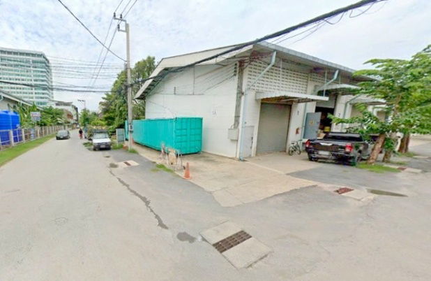 picture MRT Bang Phlat 1.7 km. 3-story townhouse for rent 19 sq.wa. 230 sq.m. main road access Yanhee Hospit - 7/9