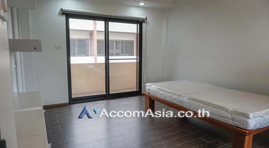 รูป 🔼🔽 AccomA 📩 Pet friendly 4 BR Townhouse in Khlong Ton Nuea (AA27057) - รูปที่ 12/15