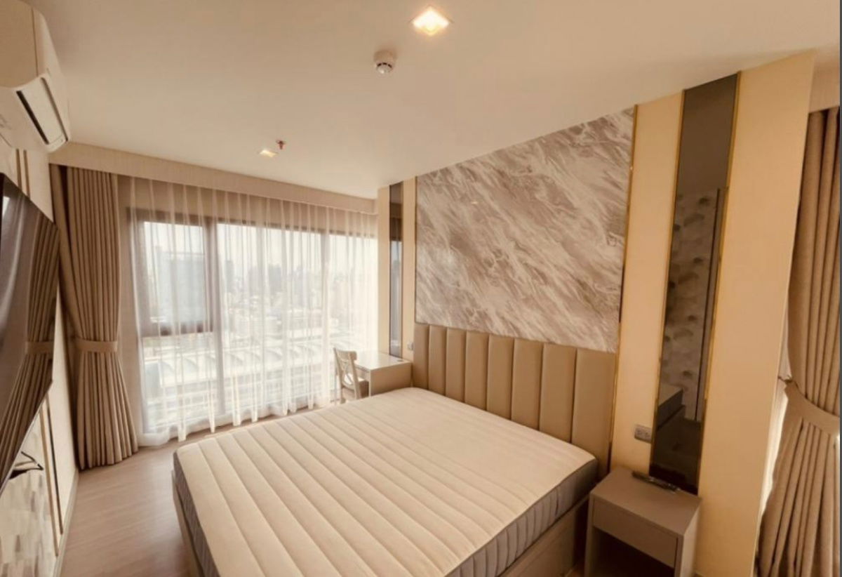 picture For rent: Life Asoke Hype, large room, beautiful, ready to move in, near MRT Rama 9. Interested? Add Line: @841qqlnr - 3/12