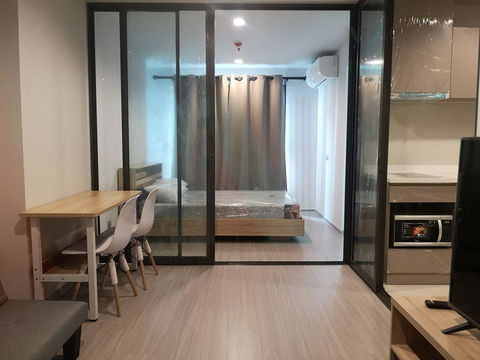 For rent Life Ladprao 1 bedroom, 21st floor, Building B BTS Lat Phrao Intersection.
