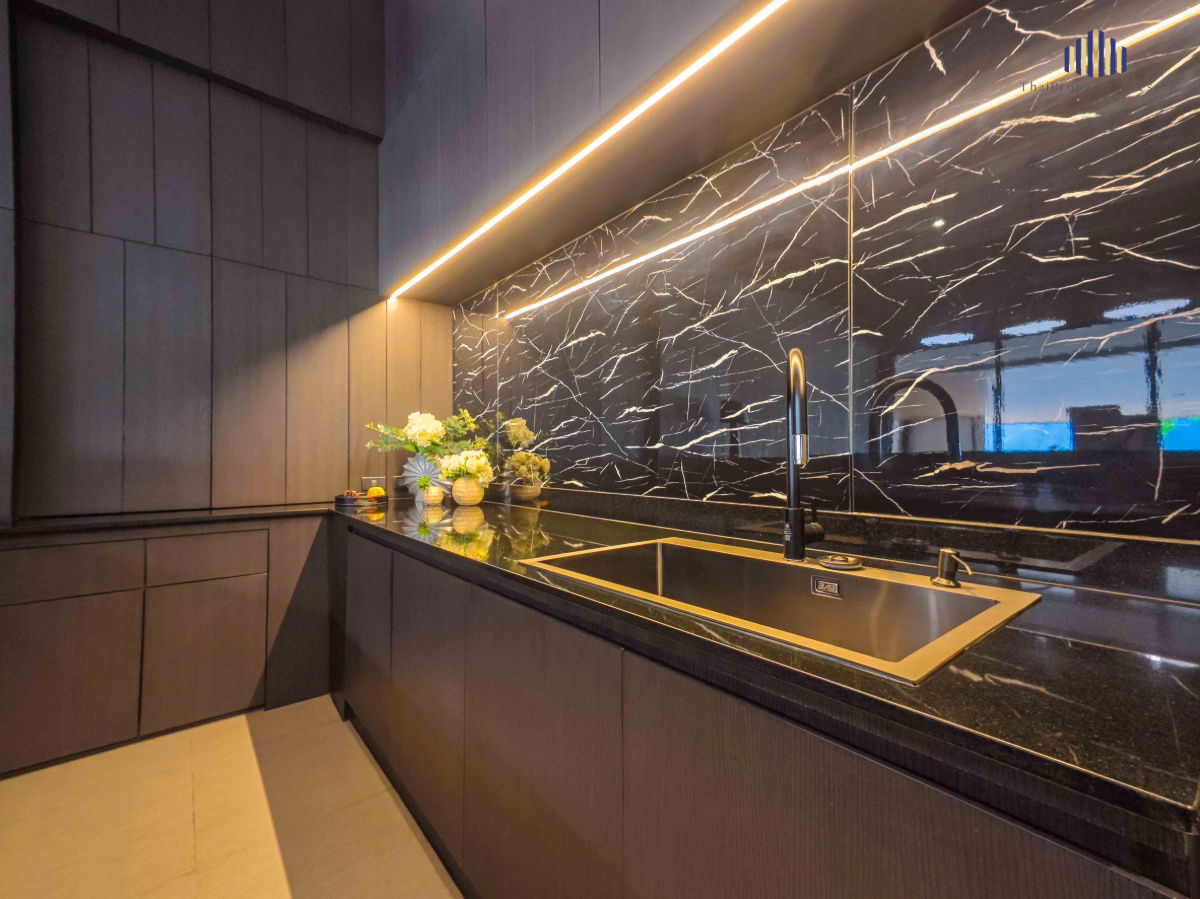 picture Newly built, luxurious, private home office with a focus on functionality and multiple parking spaces in the Don Mueang area! Land area: 167 sq wah,  - 13/18