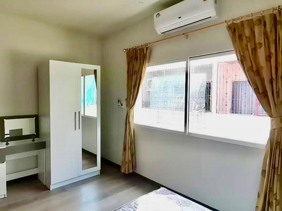 picture 🏡 For Rent: 3-Storey Townhome at Krissana Private City  ✨ Fully Furnished | Spacious Living | Prime Location - 9/30