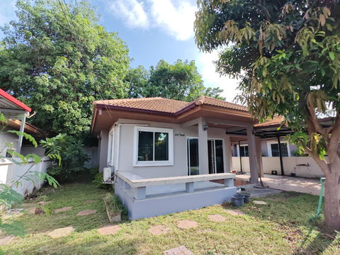 บ้านเดี่ยว 60 ตร.ว. มบ.เติมทรัพย์ลิฟวิ่งโฮม(โขดหิน-เขาไผ่) ห่างจากถนนใหญ่ 270 เมตร