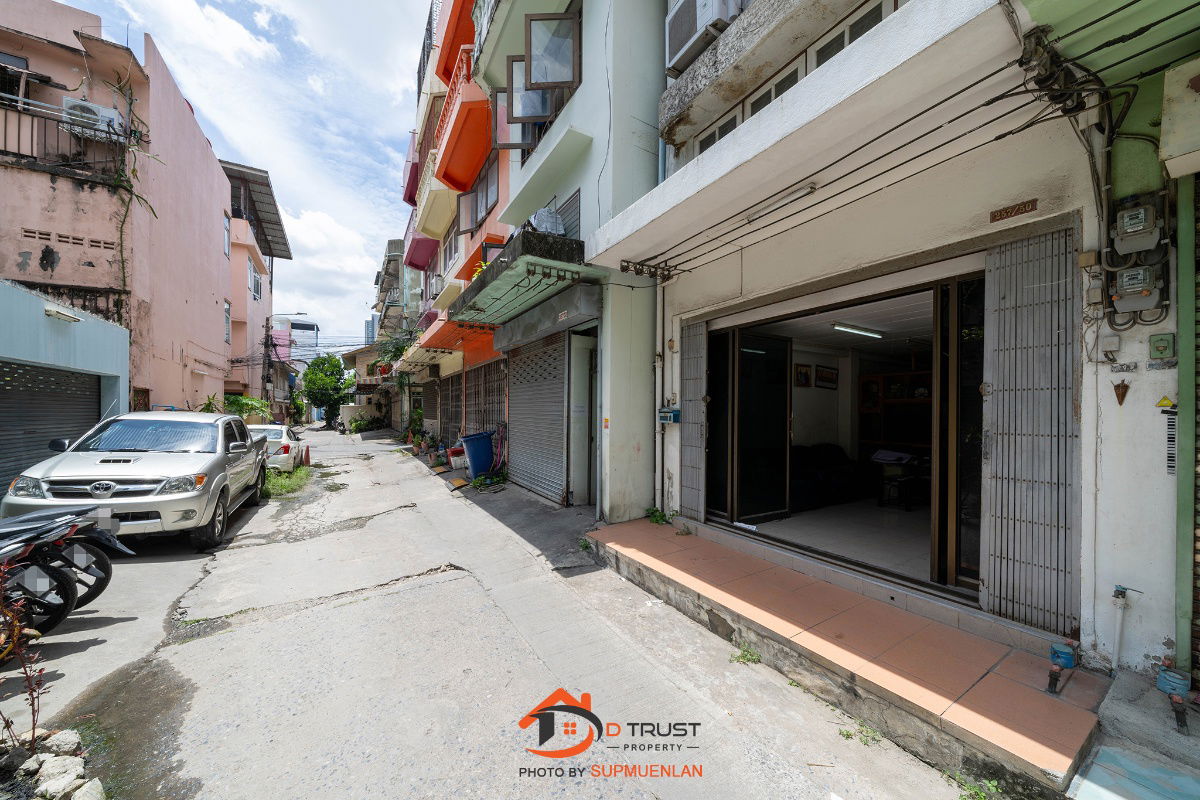 รูป ขาย ตึกแถว 4 ชั้น 17.1ตร.ว บางซื่อ ถนนประชาราษฎร์ สาย 2 ราคาไม่เเพง - รูปที่ 2/14