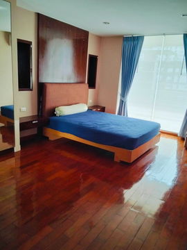 Condo for rent: The Peak Condo, Soi Sukhumvit 15 (3 bedrooms, 3 bathrooms