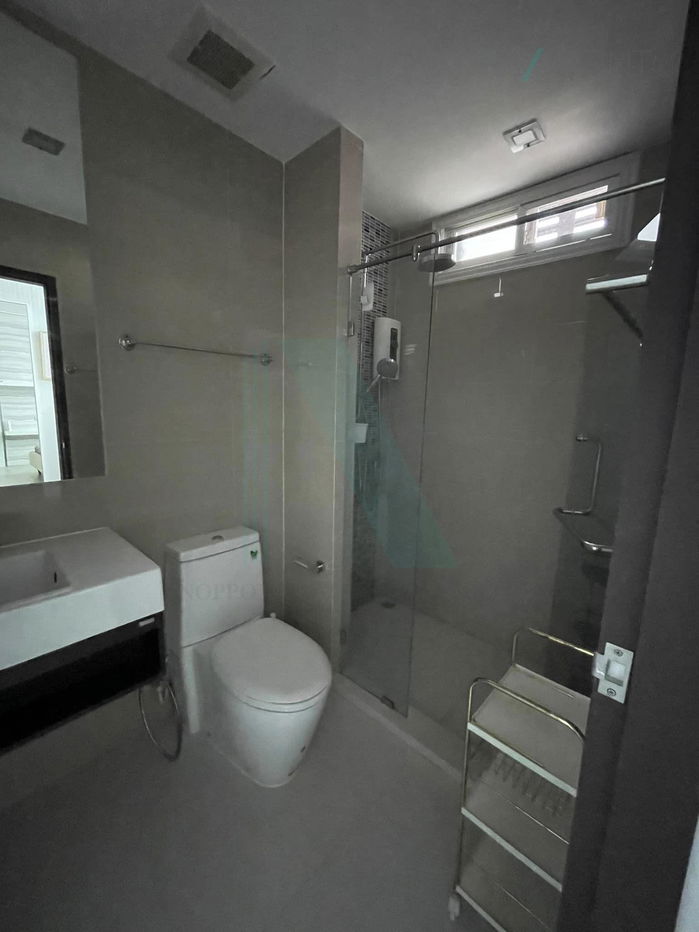 รูป ให้เช่าคอนโด เดอะ สกาย สุขุมวิท อาคาร E ชั้น 12 Duplex ขนาด 46.00 ตรม ใกล้ โรงเรียนนานาชาติ เบิร์คลีย์ บางนา - รูปที่ 8/8