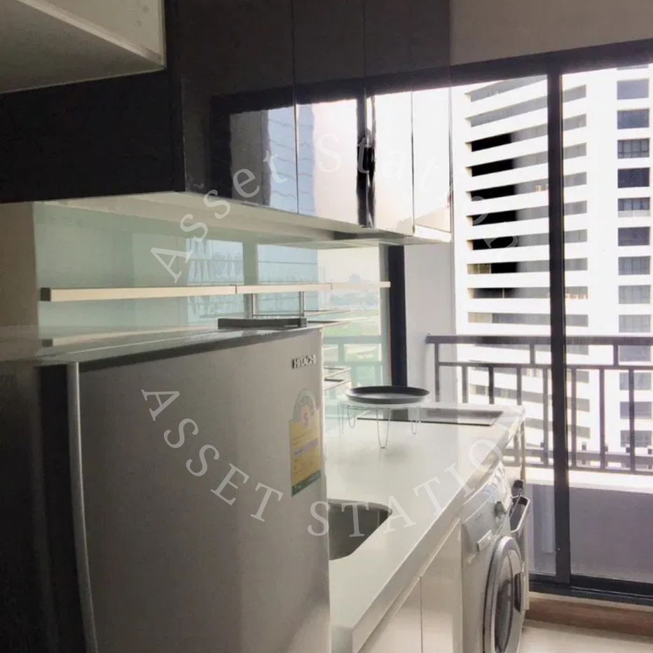 รูป Ivy Ampio💼 Ready-to-move-in condo in the heart of work and office areas.💼 - รูปที่ 9/11