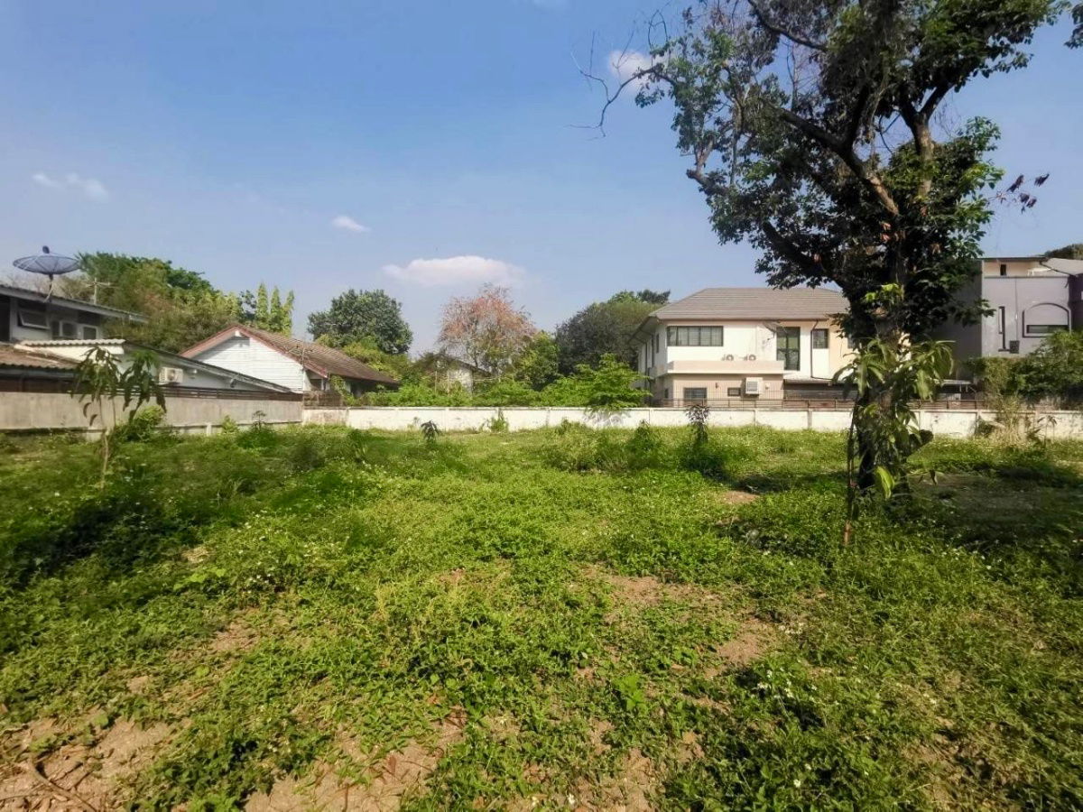 picture 🏞️ Land for Sale | 207 sq.wah | Ladprao 42 | Filled & Ready to Build | Near BTS Phawana  ✨ - 2/10