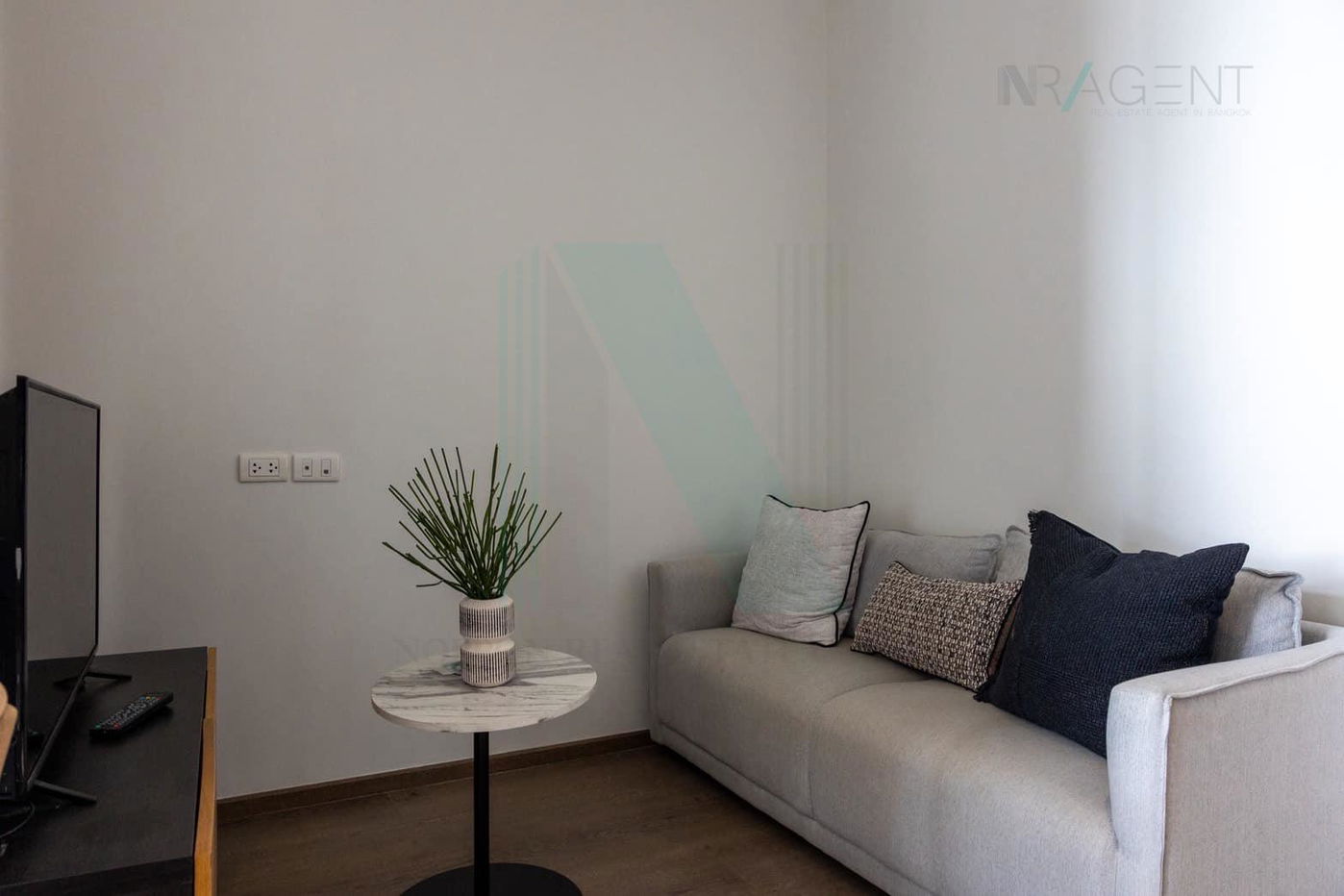 picture 🎉 For Rent Condo PARK 24 PHASE 2 Building 6, Floor 32,Studio, Room size 28 sqm - 4/8