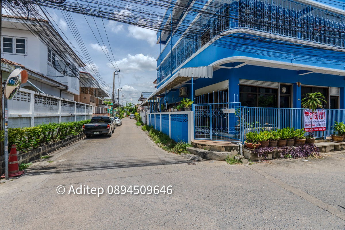 รูป ขายด่วน! ตึก 3 ชั้น 40 ตรว. แปลงหัวมุม ซ.วัดกู้ ปากเกร็ด ทำเลทอง เหมาะทำหอพัก ใกล้รถไฟฟ้าสายสีชมพู! ท่าน้ำปากเกร็ด - รูปที่ 8/33