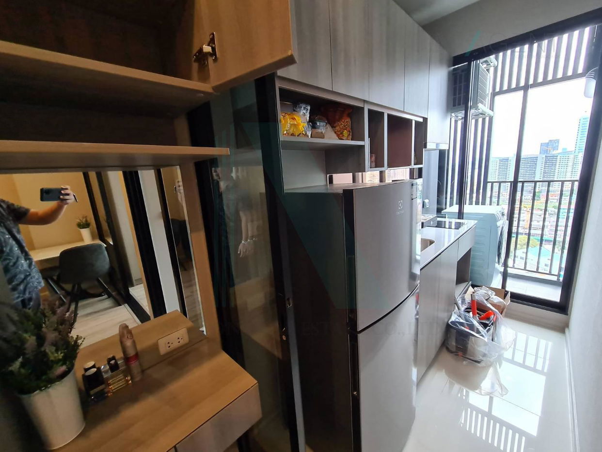 picture 🚩 For sell condo KNIGHTSBRIDGE PRIME RATCHAYOTHIN Building , Floor 23,1 bed room, Room size 26 sqm - 3/8
