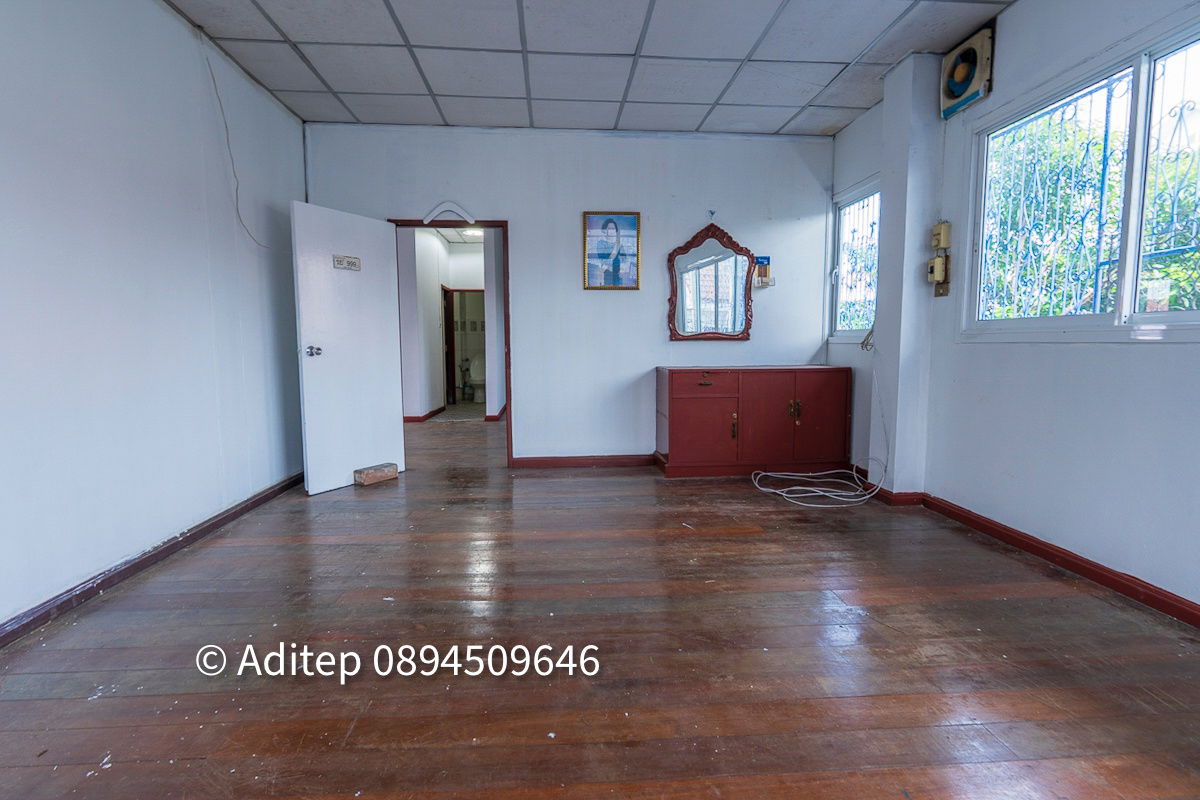 รูป ขายด่วน! ตึก 3 ชั้น 40 ตรว. แปลงหัวมุม ซ.วัดกู้ ปากเกร็ด ทำเลทอง เหมาะทำหอพัก ใกล้รถไฟฟ้าสายสีชมพู! ท่าน้ำปากเกร็ด - รูปที่ 21/33