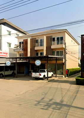 Shophouses for rent Central Plaza Westgate : BMRT KhlongBangPhai 4.6 km. For rent commercial building 3-storey 2 units 42sq.wa. 492sq.m. 6 bed B