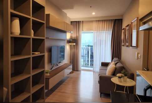 Amber tiwanon. 1bed 35sqm. Line id: @pfagent
