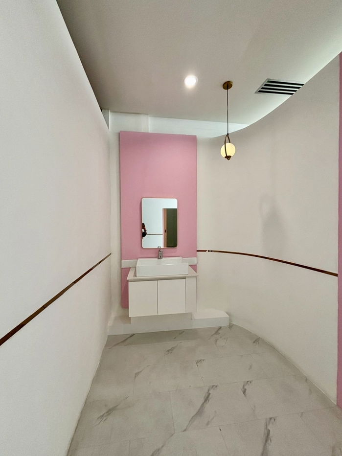 picture Office for rent (Thonglor) approximately 700 meters from BTS Thonglor Station. - 23/26