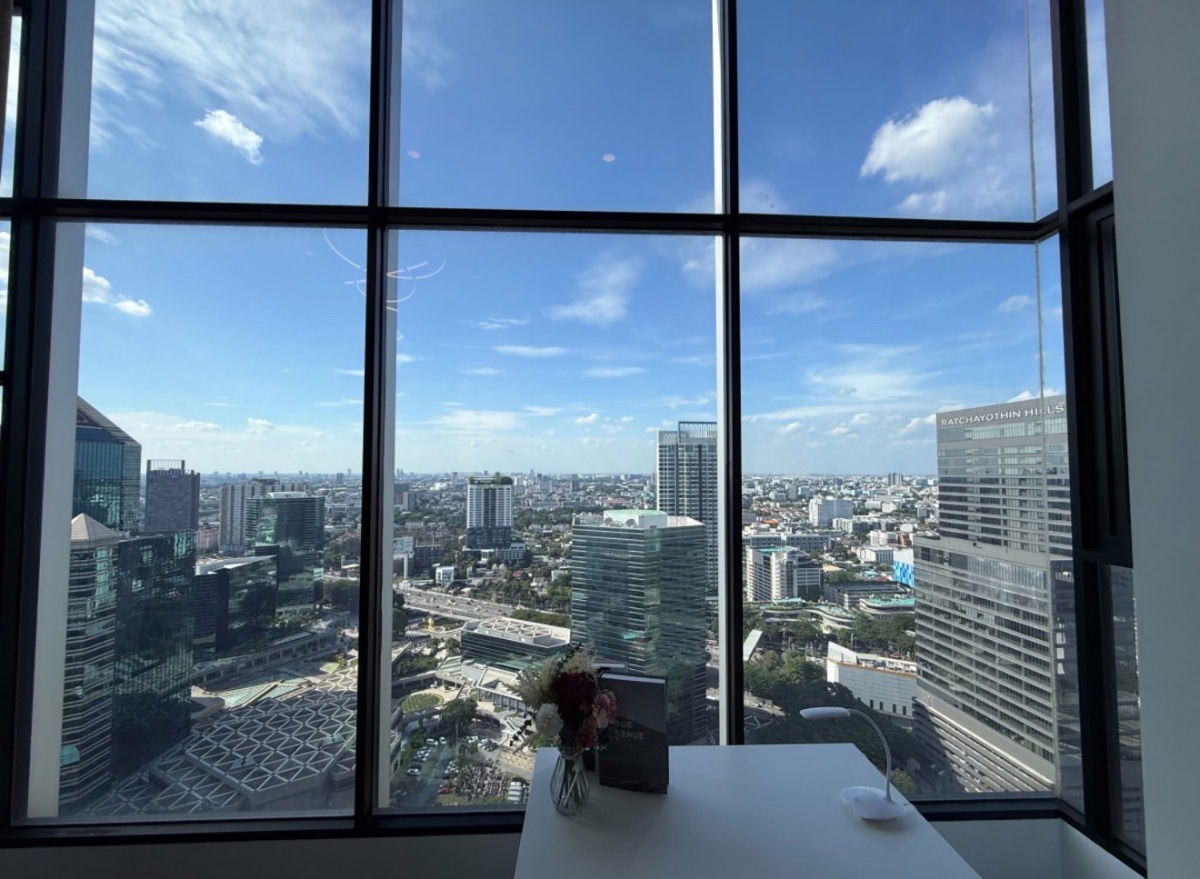 picture Forrent Knightsbridge Space Ratchayothin Duplex Condominiums  - 5/13