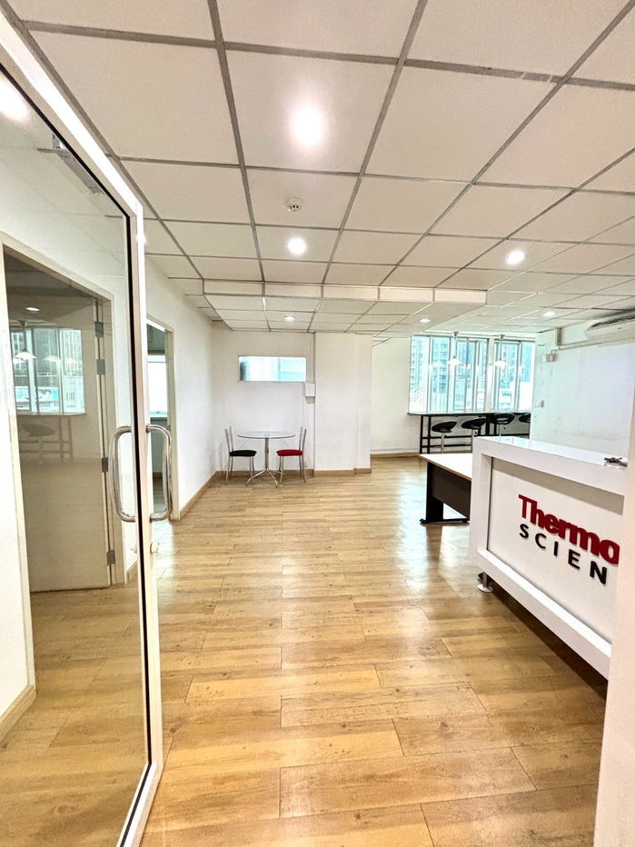 picture Office for rent (Thonglor) approximately 700 meters from BTS Thonglor Station. - 4/20