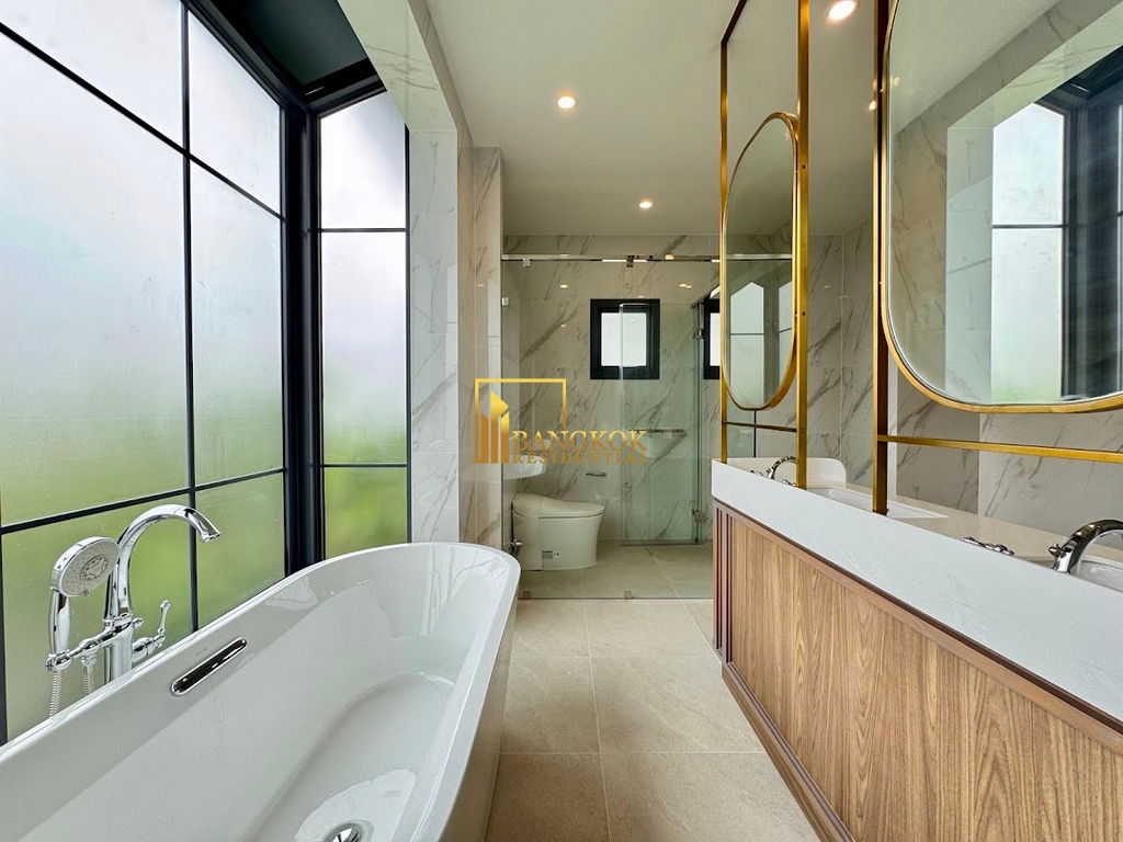 picture Narasiri Krungthepkreetha | Exceptional 5 Bedroom Luxury House - BR28143SH - 32/54