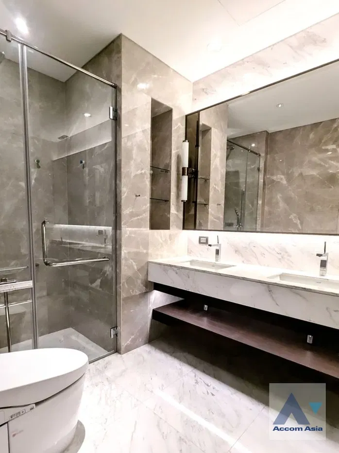 รูป 🔼🔽 AccomA 📩 Newly renovated 3 BR Condominium @Sindhorn Residence (AA41685) - รูปที่ 7/9
