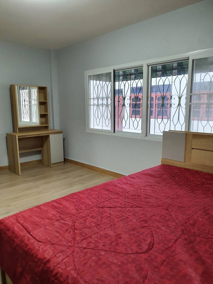 picture R2642 Townhome For Rent Uthong Place 3 - 8/11