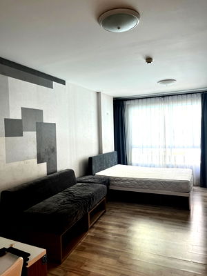 Condos for rent Rangsit-Nakhon Nayok Road : for rent dcondo rangsit phase 2 swimmimg pool view