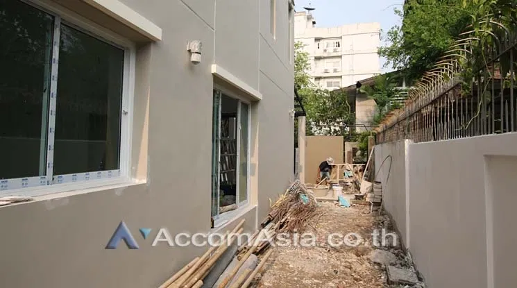 รูป 🔼🔽 AccomA 📩  4 BR Townhouse in Khlong Toei (AA11345) - รูปที่ 9/9