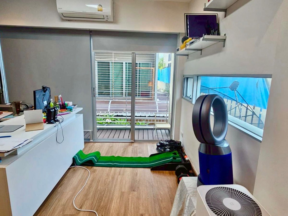 picture For Sale | 3-Storey Corner Townhome at Noble Cube Pattanakarn | Newly Renovated with Premium Materials - 9/35