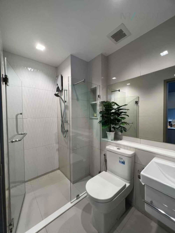 picture For Rent Condo LIFE ASOKE - RAMA 9 Building 1, Floor 19,Studio, Room size 29 sqm - 7/8