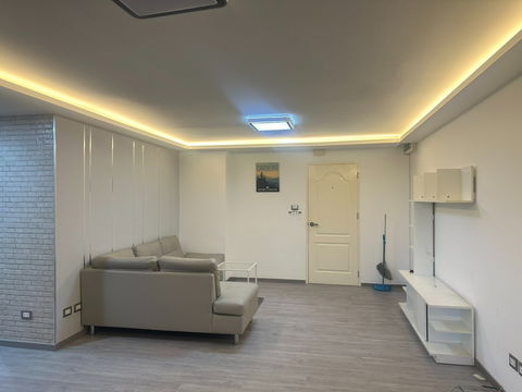 Room For Rent Condo Regent Home 4  Sukhumvit 85 ( 2 Bedroom ready to move in) 