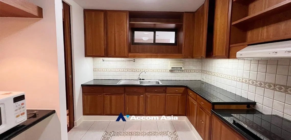 picture 🔼🔽 AccomA 📩  3 BR Condominium @Navin Court (AA32227) - 12/20
