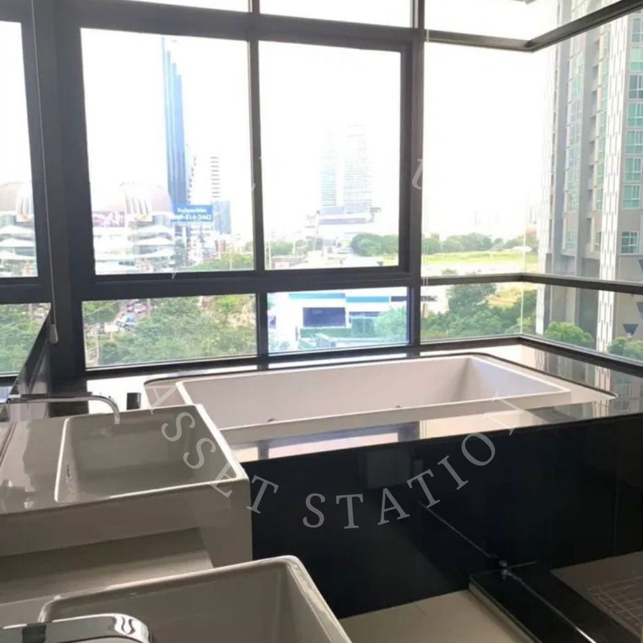picture 🏙 Located in the heart of the business district! Ivy Ampio – next to Central Rama 9 - 11/12