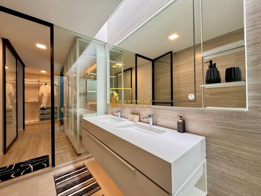 picture VIVE Krungthep Kreetha | Luxurious 4 Bedroom House For Rent - BR28266SH - 60/79