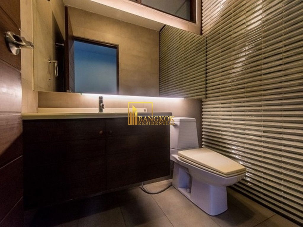 รูป Modern 4 Bed Luxury House With Private Pool in Ekkamai Area - BR8125SH - รูปที่ 15/20