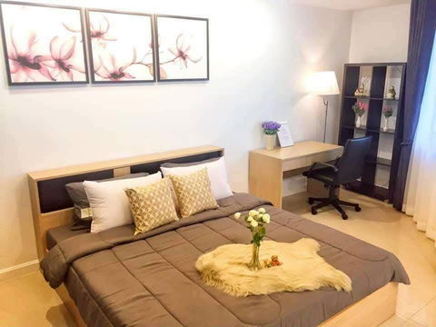 ปล่อยเช่า Trio Condo ถนนห้วยแก้ว มีระเบียง เดินขึ้นไปสวน roof top  ได้สบาย ๆ จากห้อง