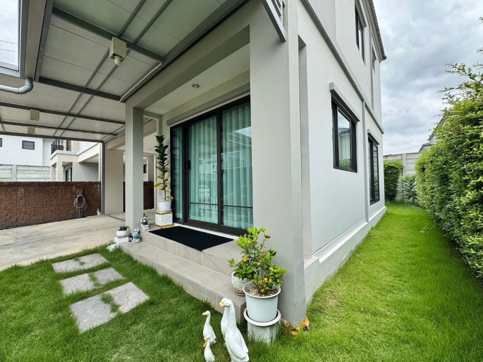 picture  The Plant Bangna -              Wongwaen  - 18/19