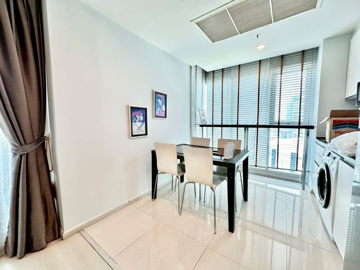 picture 🟪🟦🟩🟨🟧 For rent: Life Ratchadaphisek (2 bedrooms, corner room)🛎️🛎️ | 𝗟𝗶𝗻𝗲@: @𝗮𝘀𝘀𝗲𝘁𝘀𝗽𝗿𝗼 - 7/19