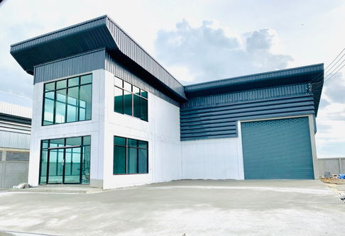 A golden opportunity for businesspeople The Golden Dragon Factory  land ready for new factory construction Starting price only 2,900,000 baht