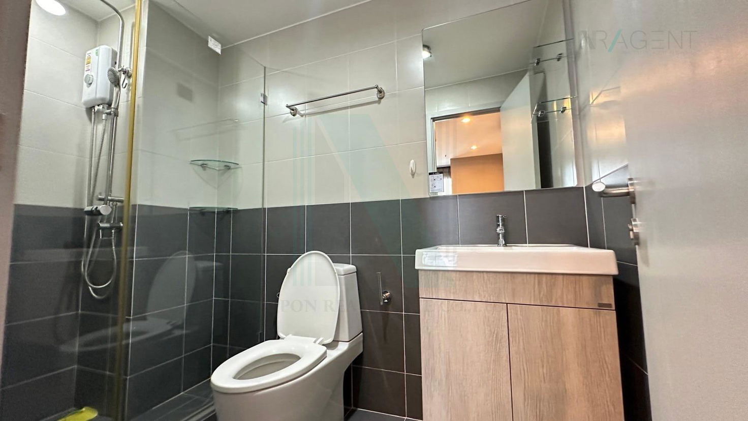 picture 🎉 For sell condo IDEO MOBI CHARAN - INTERCHANGE Building , Floor 21,1 bed room, Room size 34 sqm - 6/8