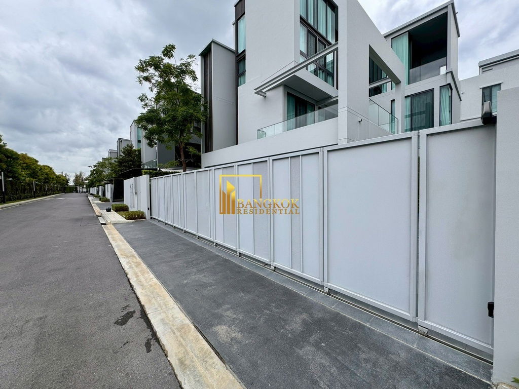 picture VIVE Krungthep Kreetha | Luxurious 4 Bedroom House For Rent - BR28266SH - 4/79