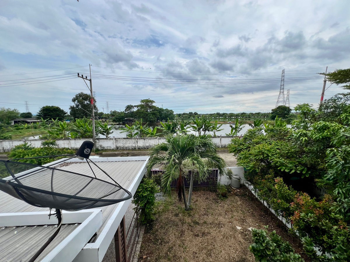 รูป ⭐ ขายด่วน! บ้านเดี่ยว 2 ชั้น Garden Lagoona – บ้านริมน้ำ สไตล์รีสอร์ท บรรยากาศสงบ ร่มรื่น เหมาะกับการพักผ่อนและ Work From Home พื้นที่รอบบ้านเยอะ - รูปที่ 22/29