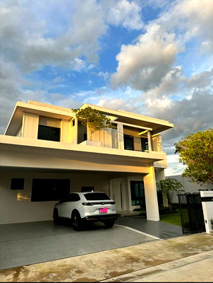 บ้านเดี่ยว กรุงเทพมหานคร : บ้านใหม่แต่งกว่า 2 ล้าน มัณฑนามอเตอร์เวย์ -พระราม 9