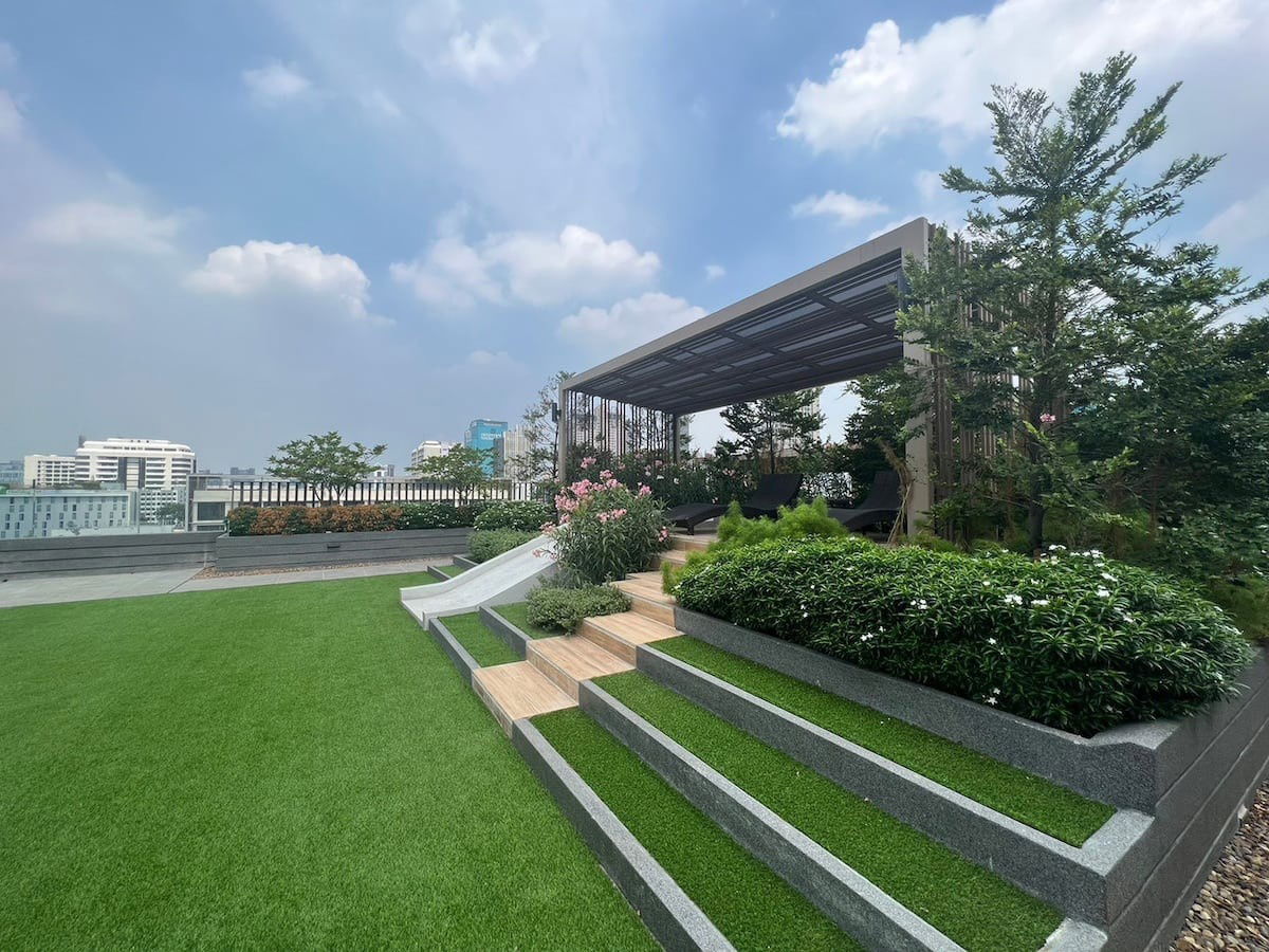 picture EC92242 –For rent: Fully furnished, 1-bedroom, low-rise condo at LLOYD Soonvijai-Thonglor near Bangkok Hospital.   - 10/10
