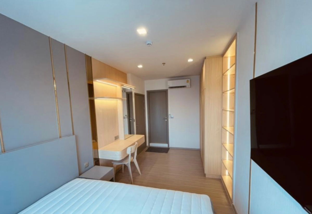 picture For rent: Life Asoke Hype, large room, beautiful, ready to move in, near MRT Rama 9. Interested? Add Line: @841qqlnr - 6/12