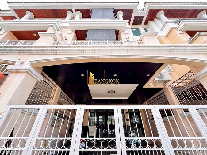 Esta Home Private Park | Spacious 4 Bed Townhouse in Rama 3 - BR49050TH