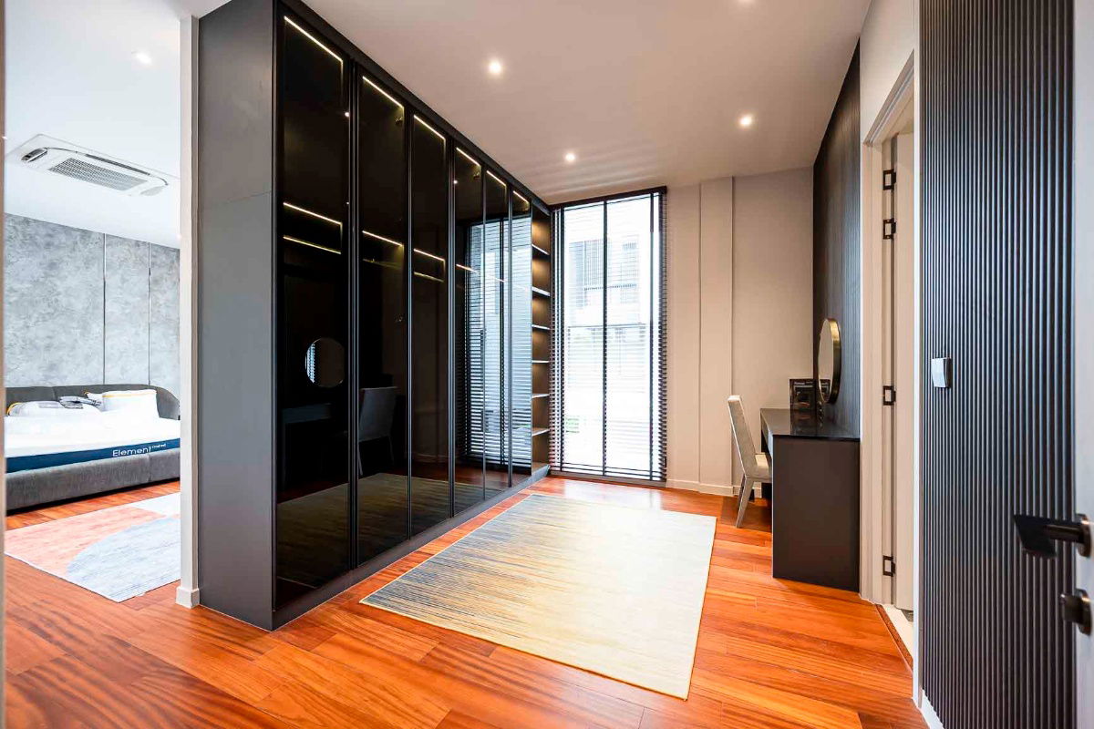รูป Luxury House Bugaan Pattanakarn 32 - รูปที่ 11/20